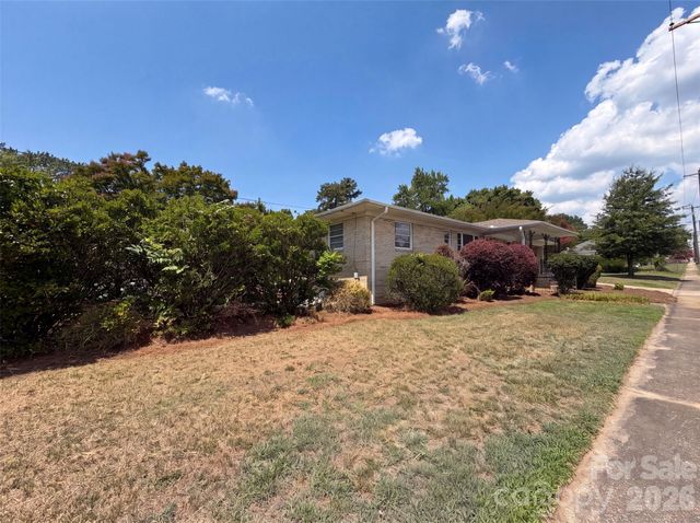 608 E Ryder Avenue, Landis, NC 28088