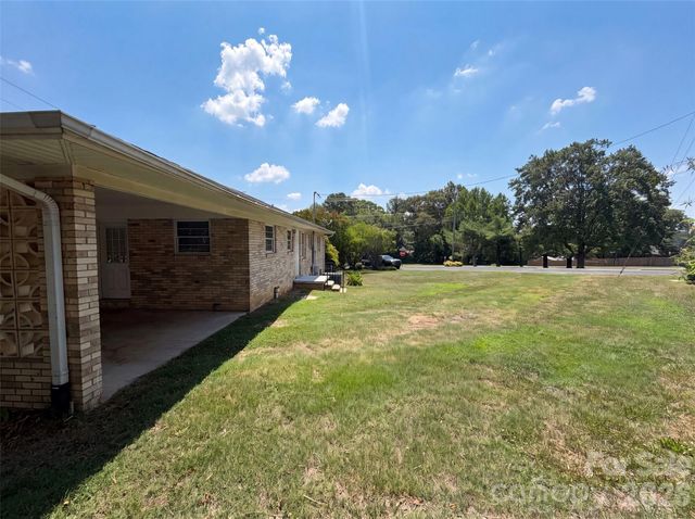 608 E Ryder Avenue, Landis, NC 28088