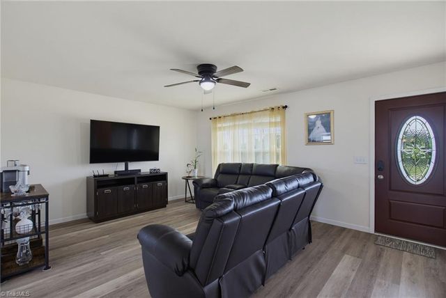 660 Tyro Road, Lexington, NC 27295