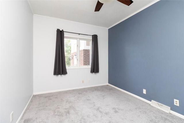 5322 Ingersoll Avenue A-1, Des Moines, IA 50312