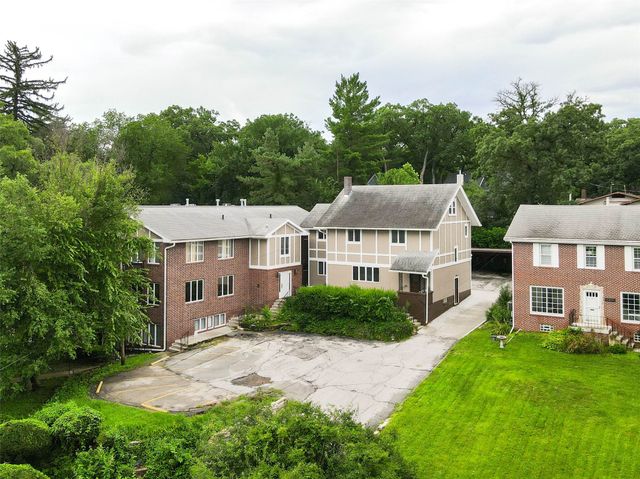 5322 Ingersoll Avenue A-1, Des Moines, IA 50312