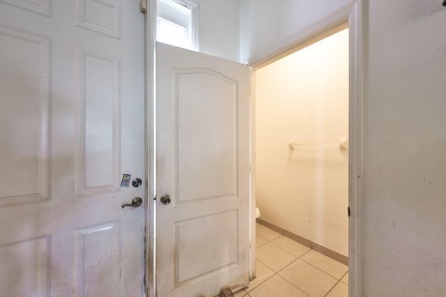 1006 Seminole Palms Drive, Greenacres, FL 33463