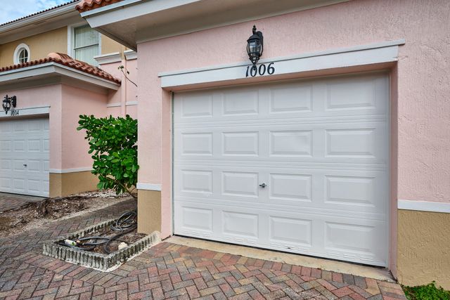 1006 Seminole Palms Drive, Greenacres, FL 33463