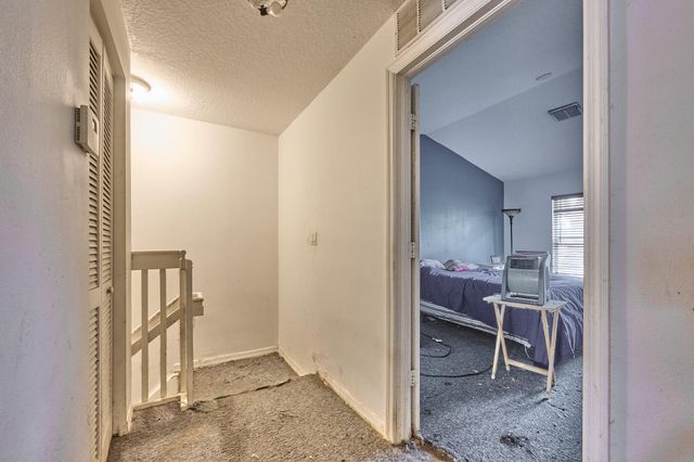 1006 Seminole Palms Drive, Greenacres, FL 33463