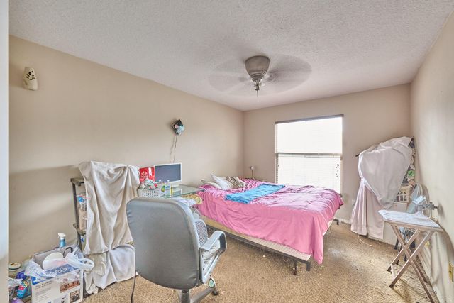 1006 Seminole Palms Drive, Greenacres, FL 33463