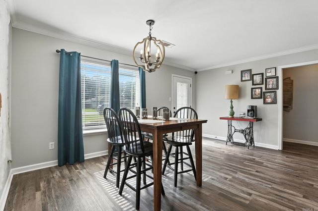 6 smokey ridge Court, Sheridan, AR 72150