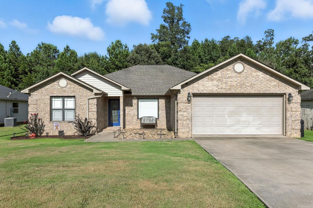 6 smokey ridge Court, Sheridan, AR 72150
