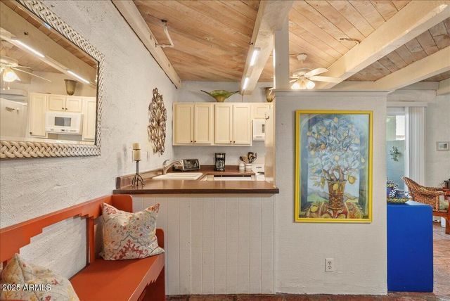 6840 E 2nd Street Unit 5, Scottsdale, AZ 85251