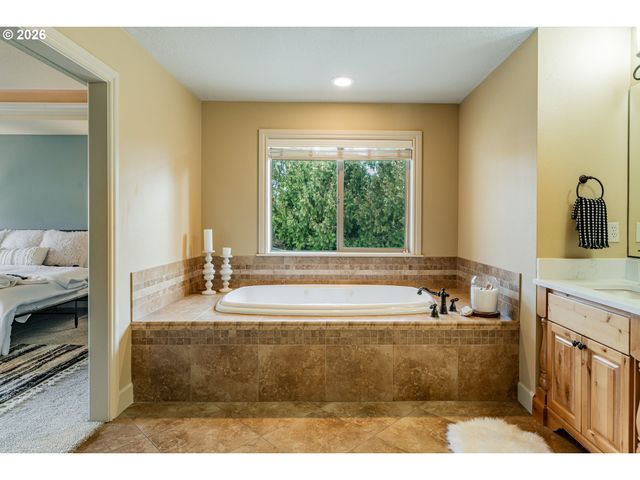 908 Ne 224TH Cir, Ridgefield, WA 98642