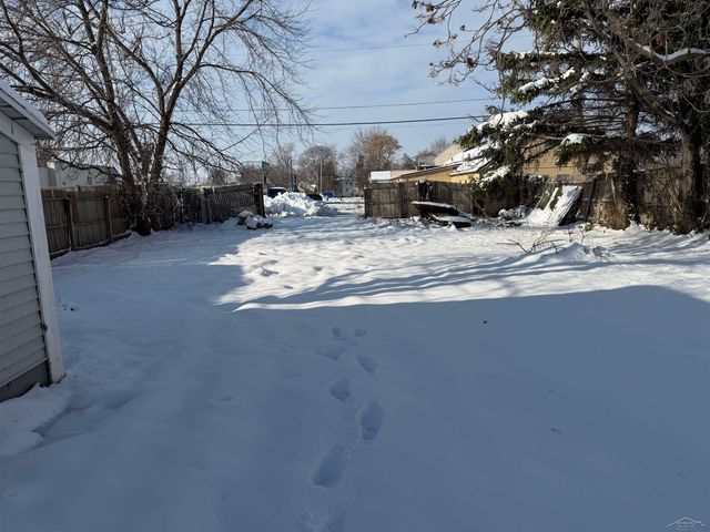 410 S Mercer Street, Pinconning, MI 48650