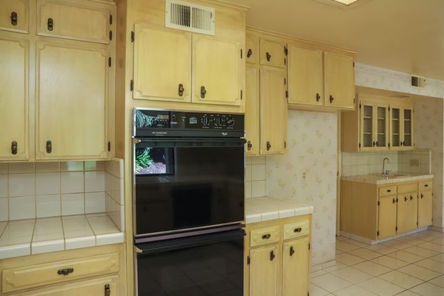 7561 N Hayston Avenue, Fresno, CA 93720