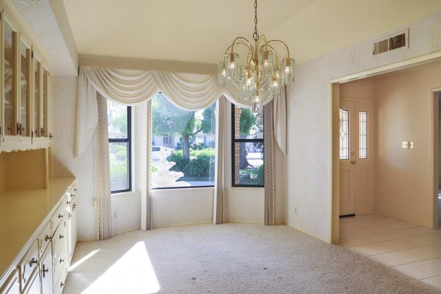 7561 N Hayston Avenue, Fresno, CA 93720