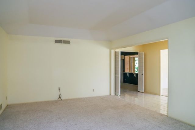 7561 N Hayston Avenue, Fresno, CA 93720