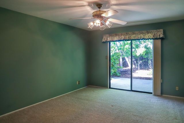 7561 N Hayston Avenue, Fresno, CA 93720