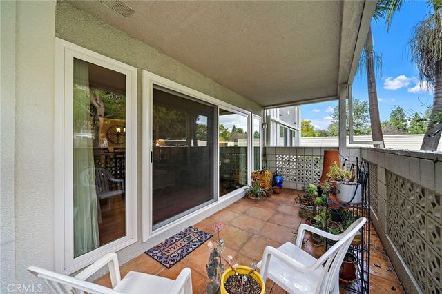 256 Calle Aragon D, Laguna Woods, CA 92637