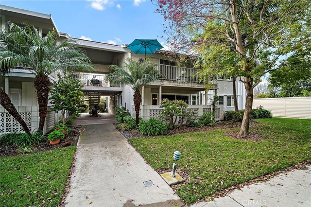 256 Calle Aragon D, Laguna Woods, CA 92637