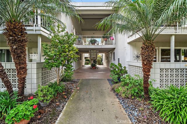 256 Calle Aragon D, Laguna Woods, CA 92637