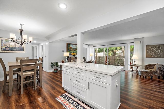 256 Calle Aragon D, Laguna Woods, CA 92637