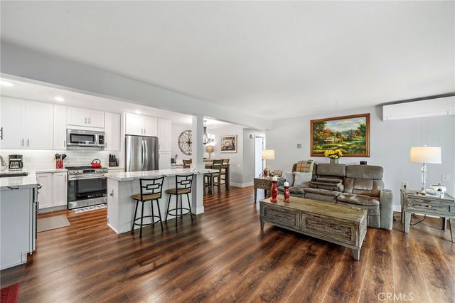 256 Calle Aragon D, Laguna Woods, CA 92637