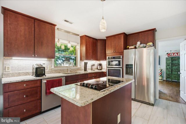 3508 HILLTOP DR, Port Republic, MD 20676