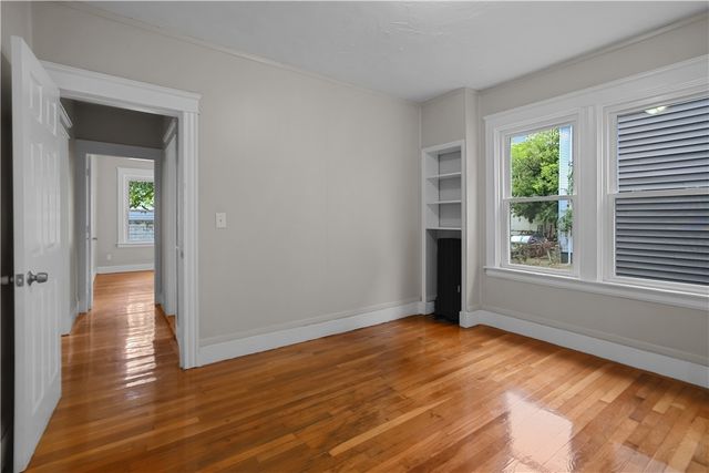 207 Oakland Avenue 1, Providence, RI 02908