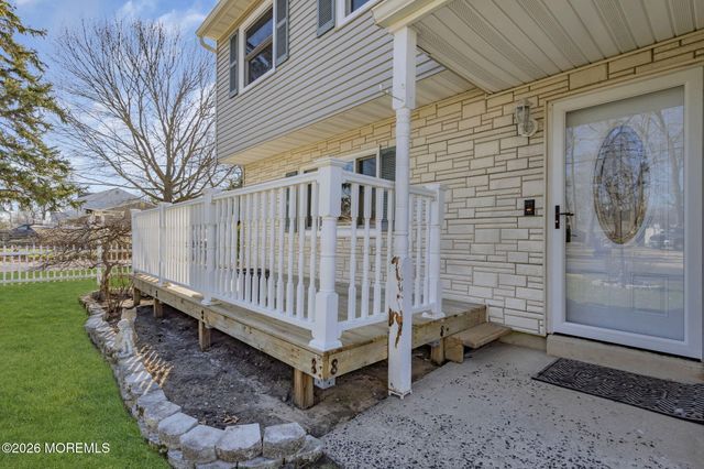 895 Linden Avenue, Brick, NJ 08723