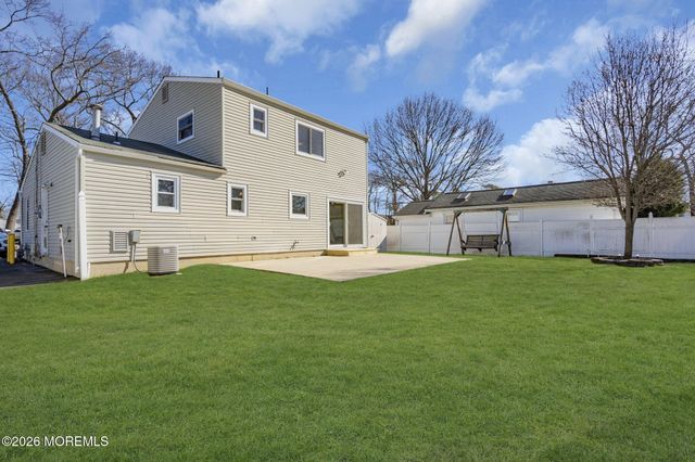 895 Linden Avenue, Brick, NJ 08723