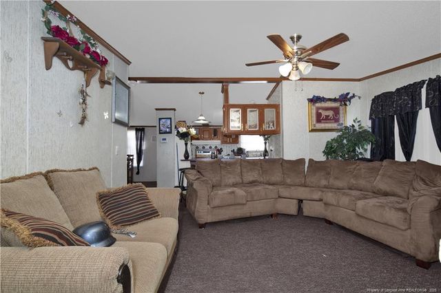 5065 Tobacco Road, Orrum, NC 28369