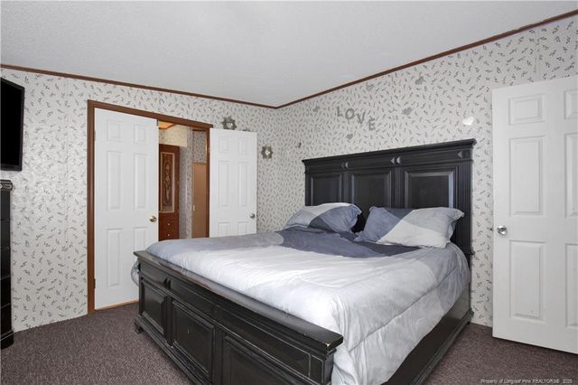 5065 Tobacco Road, Orrum, NC 28369