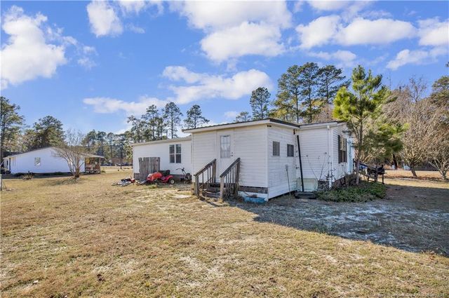 5065 Tobacco Road, Orrum, NC 28369