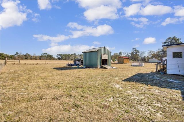 5065 Tobacco Road, Orrum, NC 28369