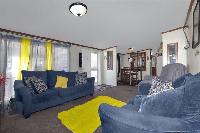 5065 Tobacco Road, Orrum, NC 28369