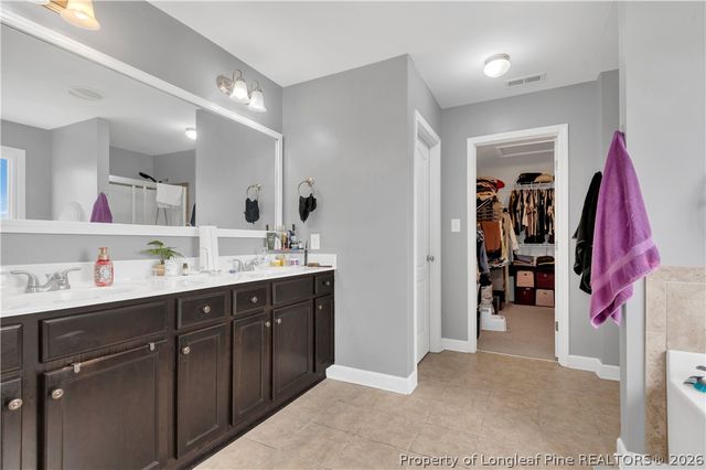 629 Pecan Grove Loop, Hope Mills, NC 28348