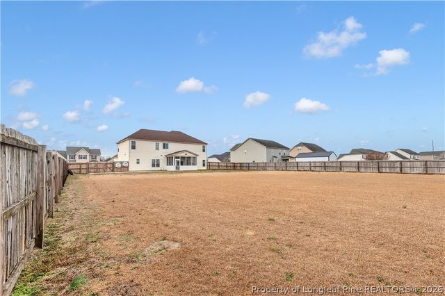 629 Pecan Grove Loop, Hope Mills, NC 28348