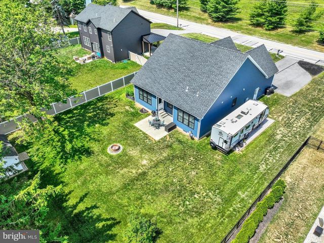 660 CHURCH RD, York, PA 17404