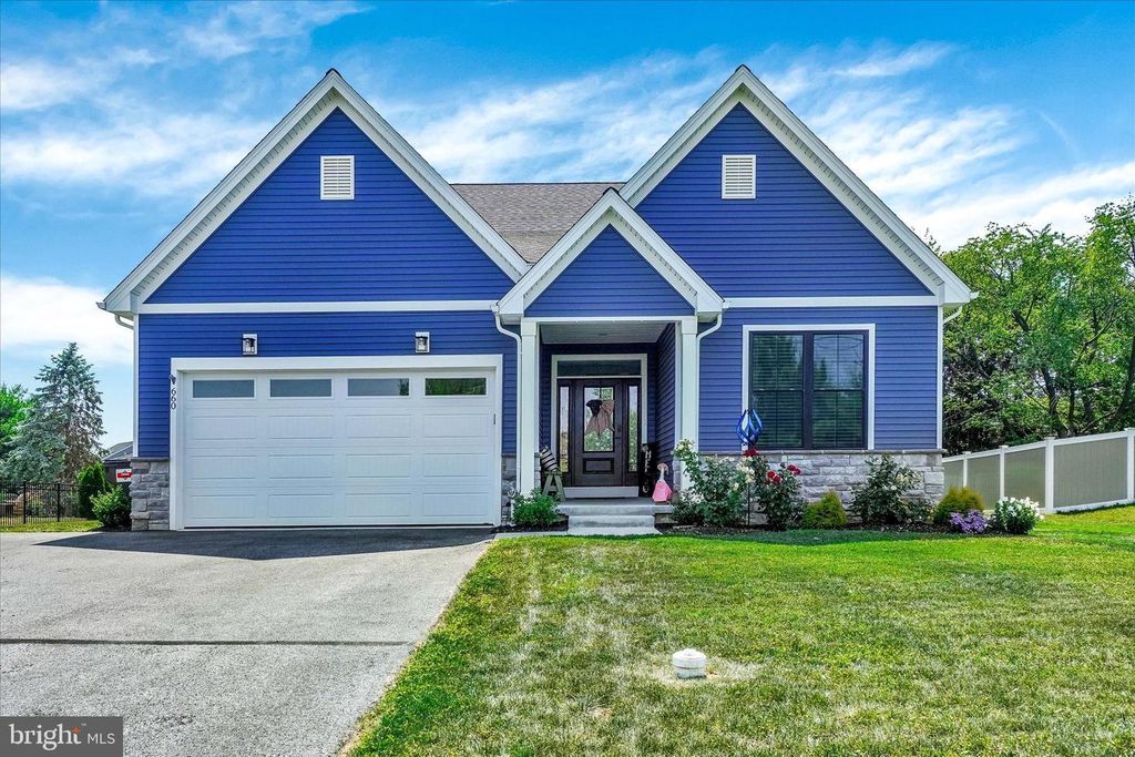 660 CHURCH RD, York, PA 17404