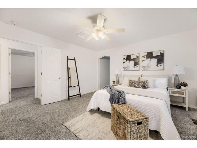 554 S Kittredge Way, Aurora, CO 80017