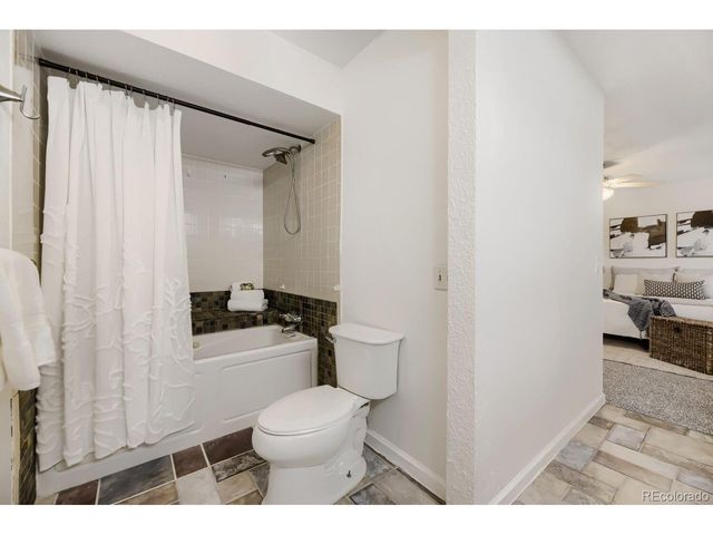554 S Kittredge Way, Aurora, CO 80017