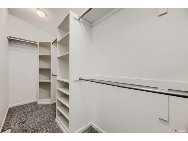 554 S Kittredge Way, Aurora, CO 80017