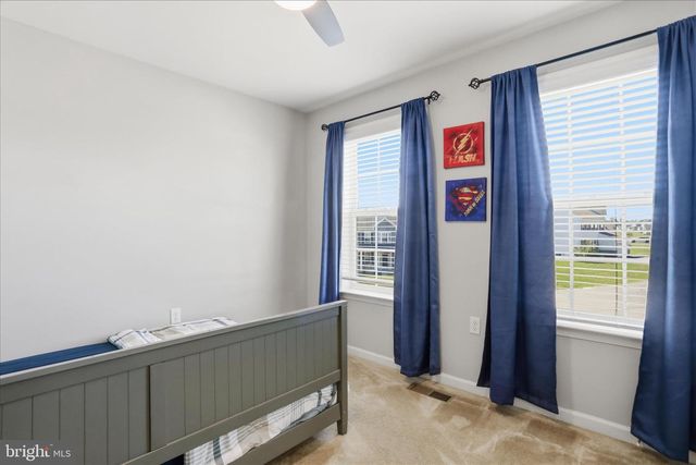 1035 CALVERT CIR, Bunker Hill, WV 25413
