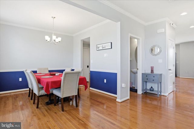 1035 CALVERT CIR, Bunker Hill, WV 25413