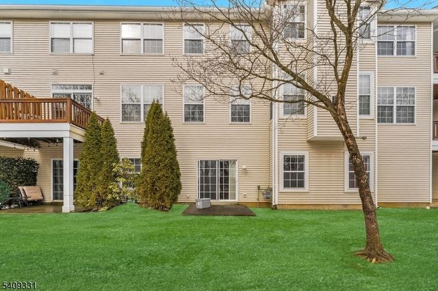 216 Bald Eagle Dr, Lopatcong Twp., NJ 08886