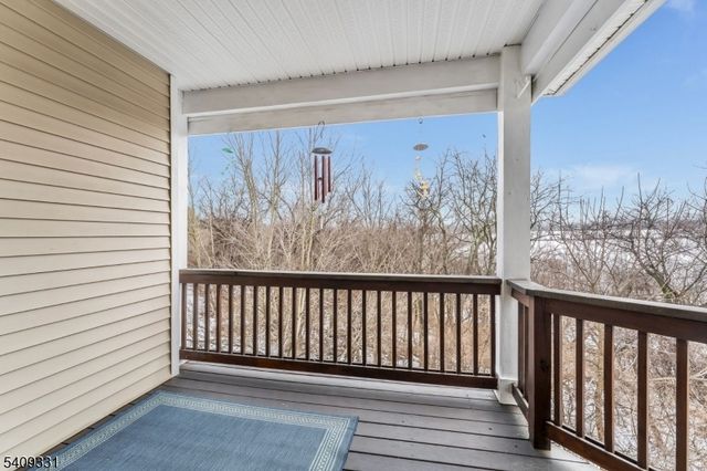 216 Bald Eagle Dr, Lopatcong Twp., NJ 08886