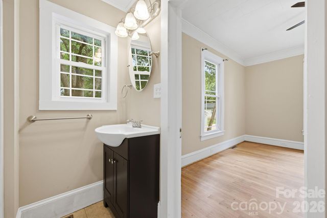 206 N Ridge Avenue, Kannapolis, NC 28083