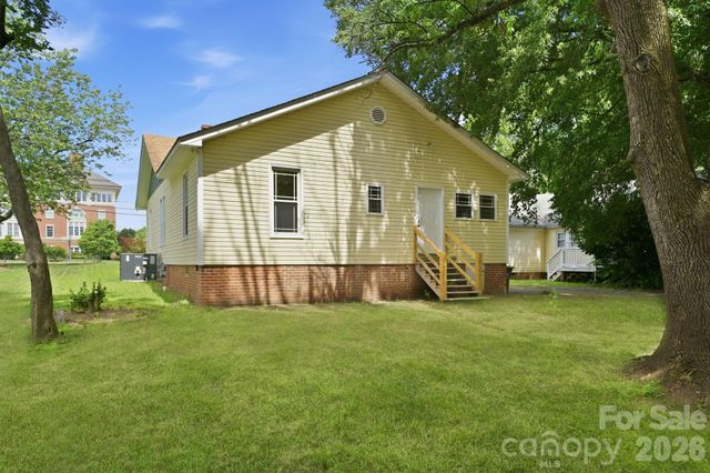 206 N Ridge Avenue, Kannapolis, NC 28083