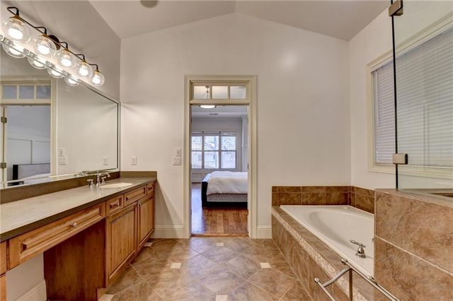 1438 Legrand Circle, Lawrenceville, GA 30043