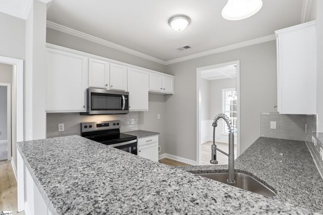 727 Dutchman Court, Greer, SC 29651