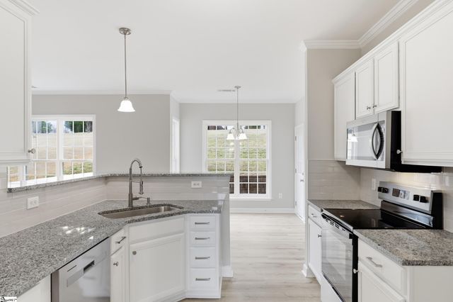 727 Dutchman Court, Greer, SC 29651