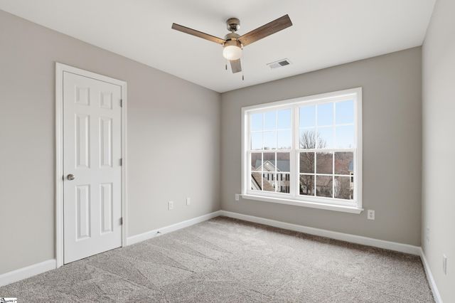 727 Dutchman Court, Greer, SC 29651