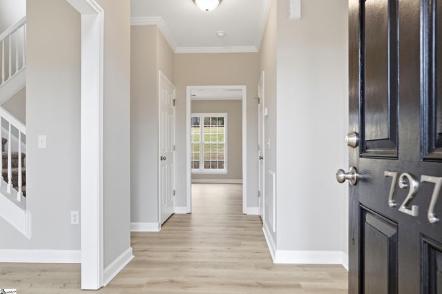 727 Dutchman Court, Greer, SC 29651